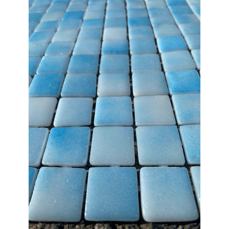 Pool Mosaik 31x50cm Eis-Blau - FliesenExpress - 9109988107587